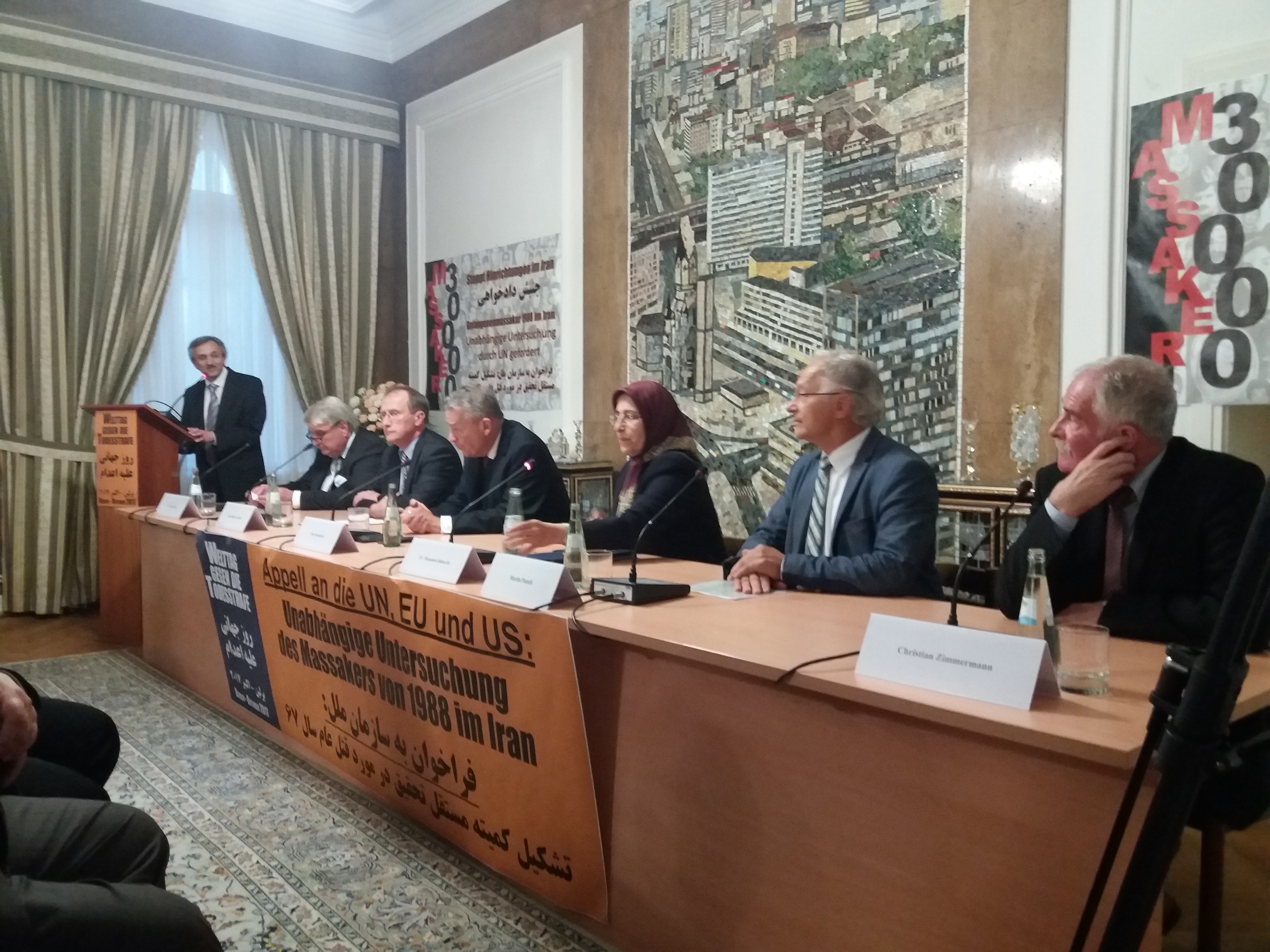 Berlin:Massaker von 1988 im Iran untersuchen,